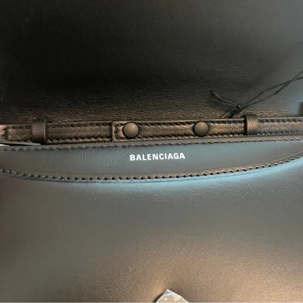 Balenciaga B bag wallet on chain - Picture 4 of 7